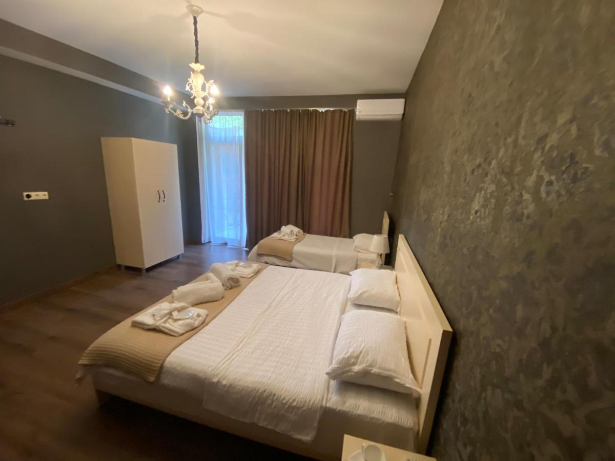 Borjomi Central 호텔 외부 사진