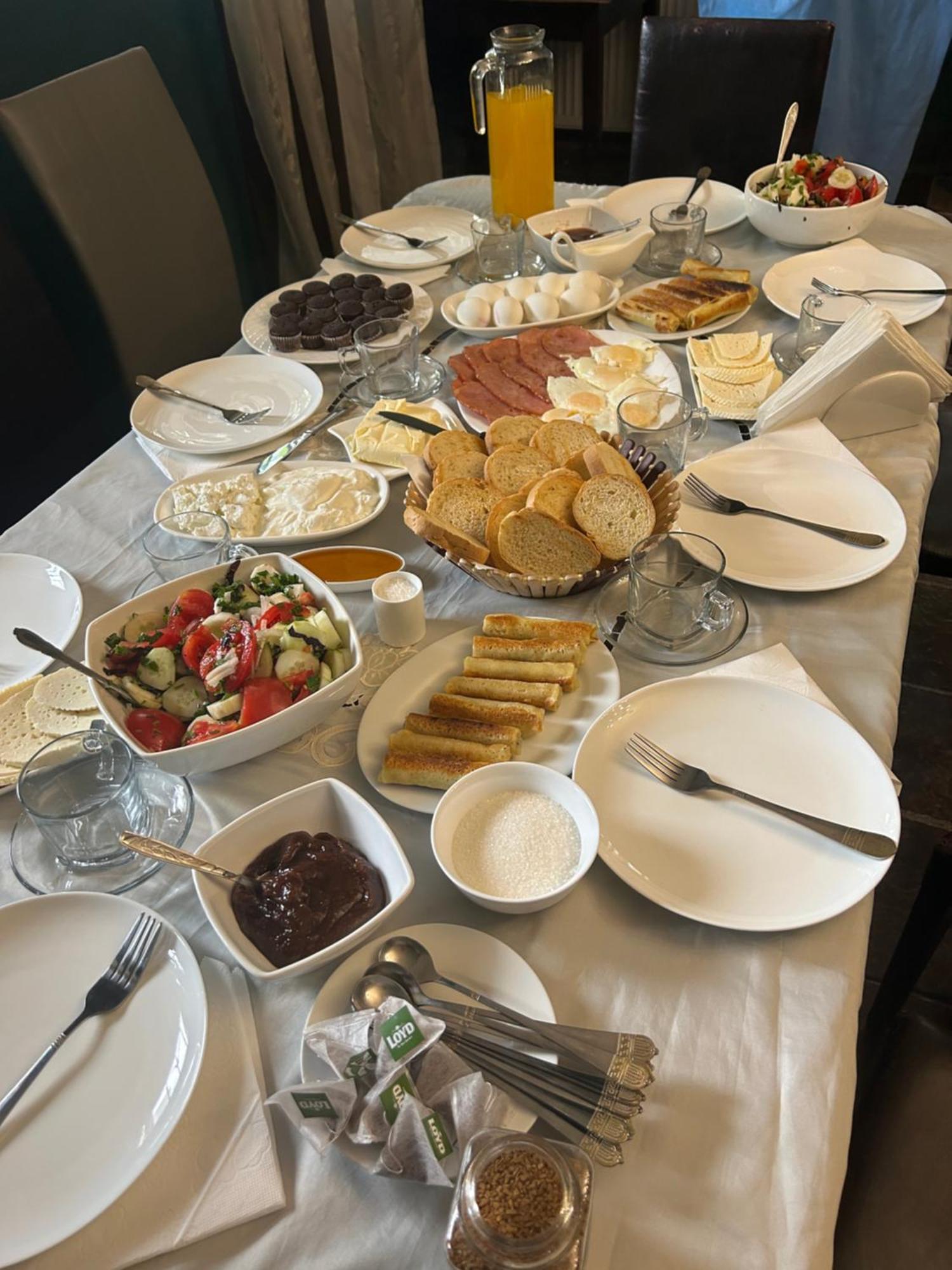 Borjomi Central 호텔 외부 사진